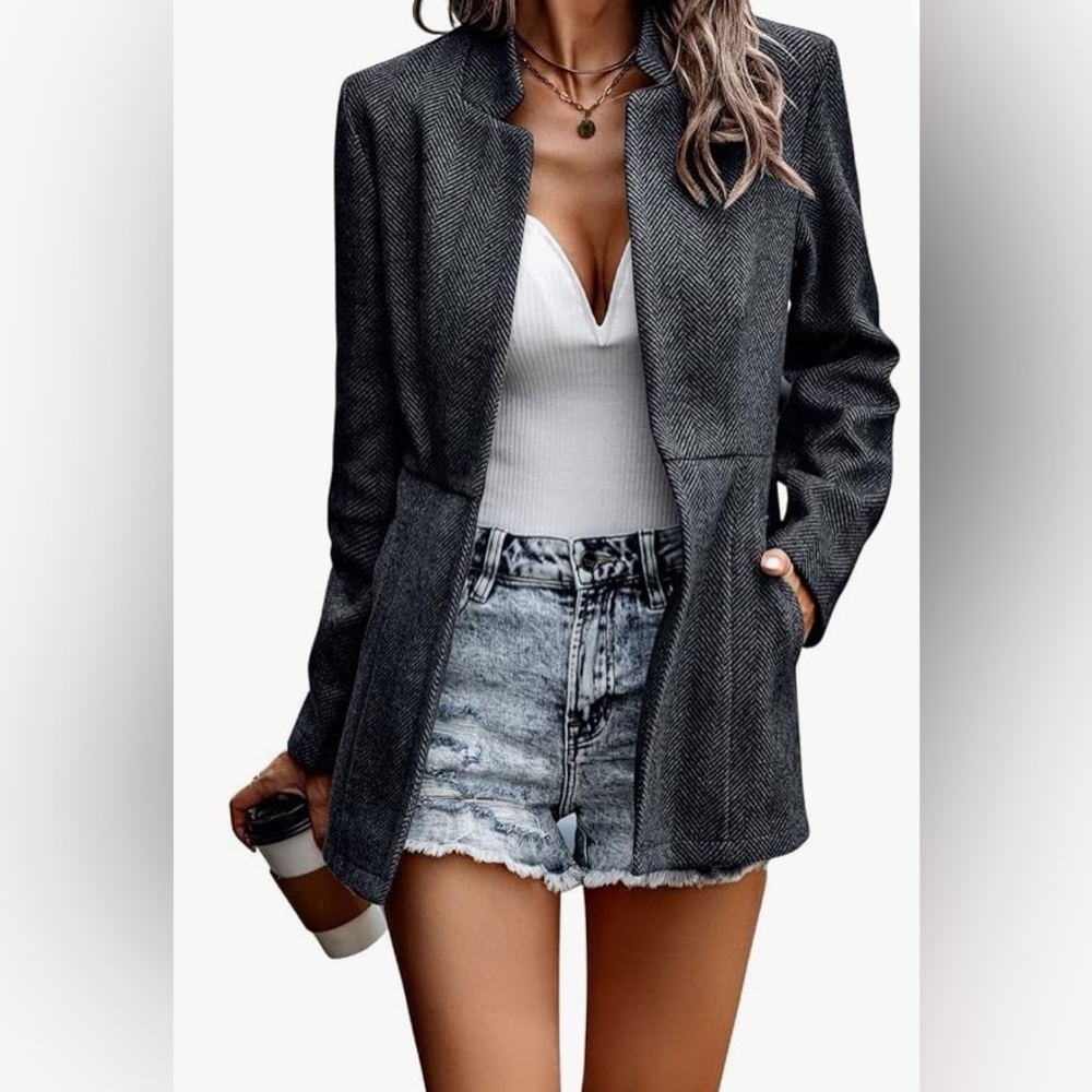 Long sleeve open front black womens blazer Medium NWOT